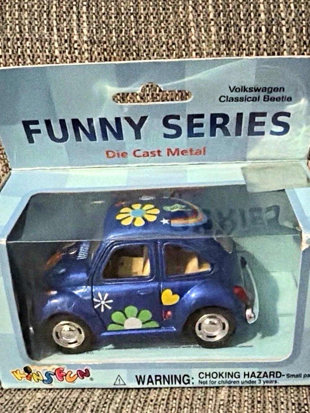 Kinsfun 1967 Volkswagen Classic Beetle Blue/Flowers - Pullback Diecast Car- NEW